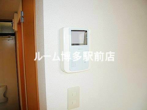 TV付きインターホン完備で来客者が見えて安心