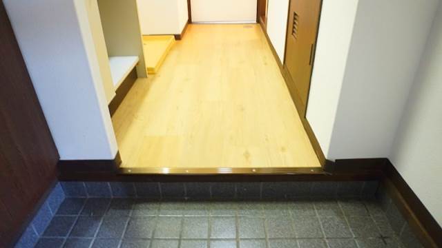 別号室