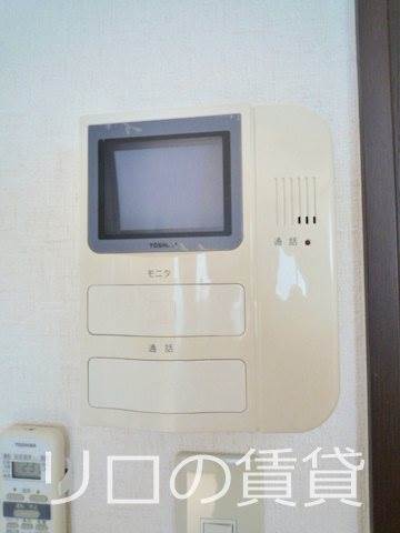 TV付きインターホン完備で来客者が見えて安心