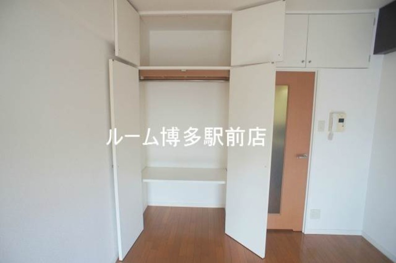 別号室