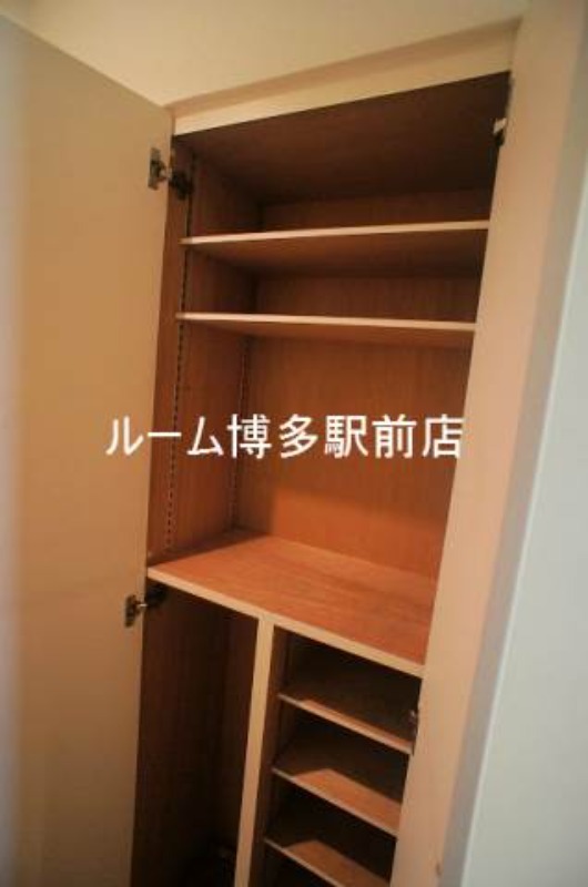 別号室