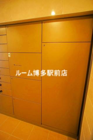 宅配ボックスです