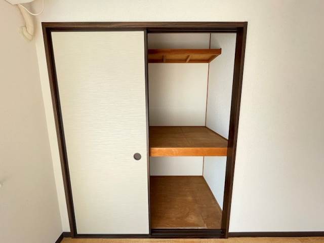 別号室