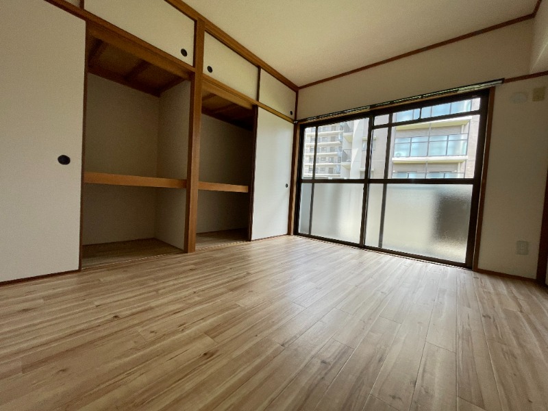 別号室