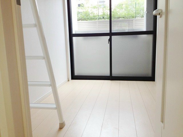 別号室