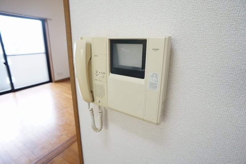 別号室