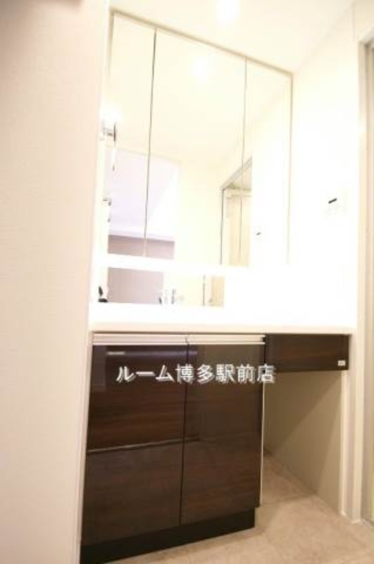 別号室
