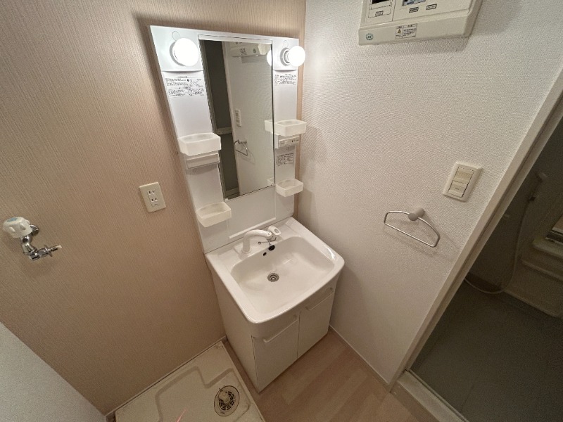 別号室