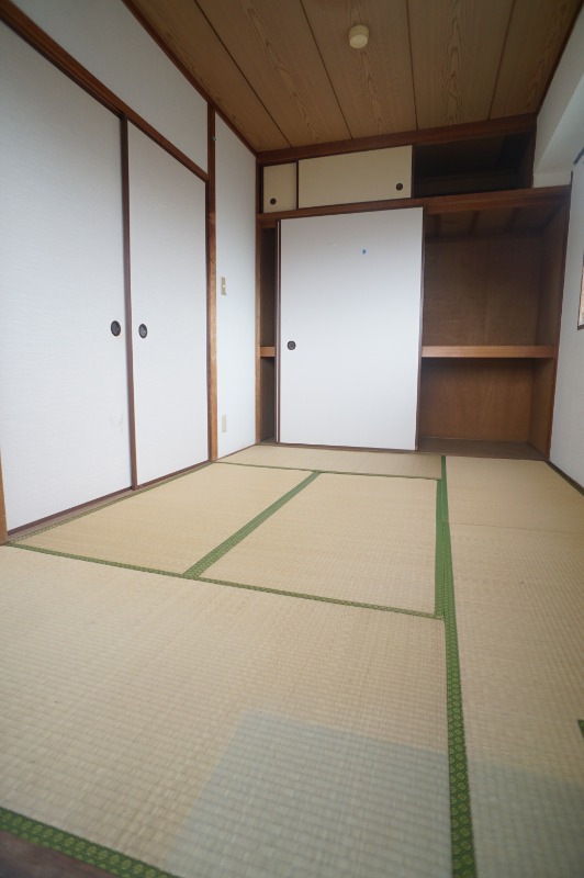 別号室