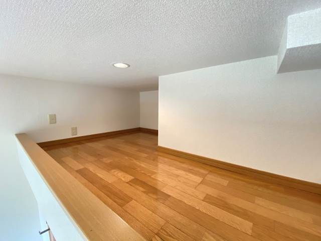 別号室
