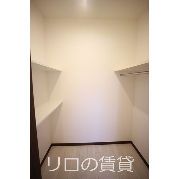 別号室