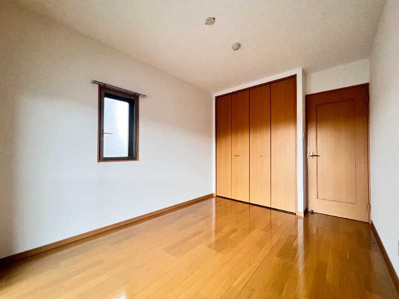 同建物別部屋