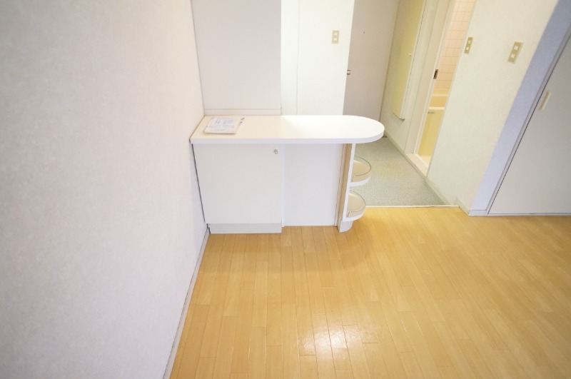 別号室