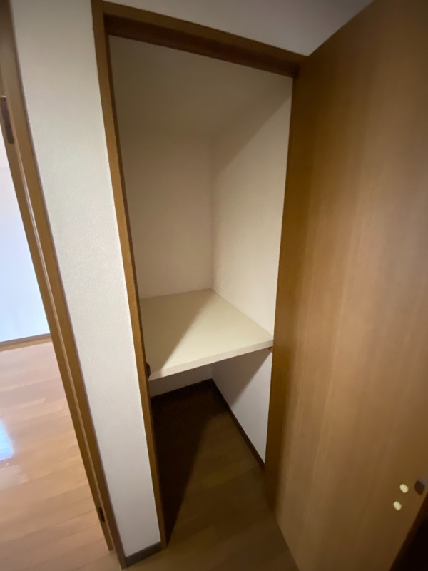 別号室